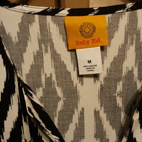 Ruby Rd tunic - Picture 4 of 7